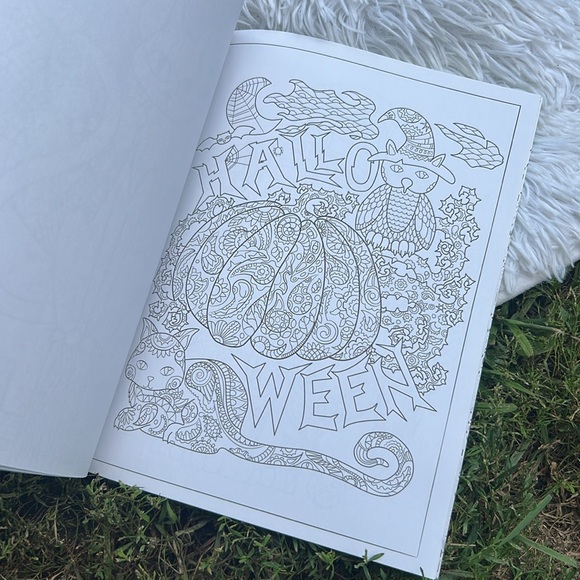 🩶5/$30 Coloring Cats Meowloween 2021 Edition Coloring Book NEW - Picture 9 of 12